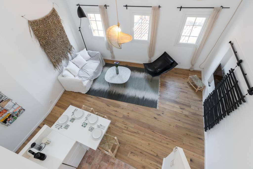 Апартаменты Malonat Duplex - Old Town Ницца Экстерьер фото
